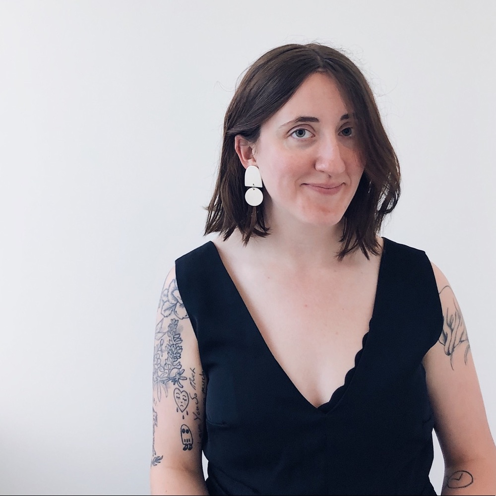 Meet your Posher, Dee